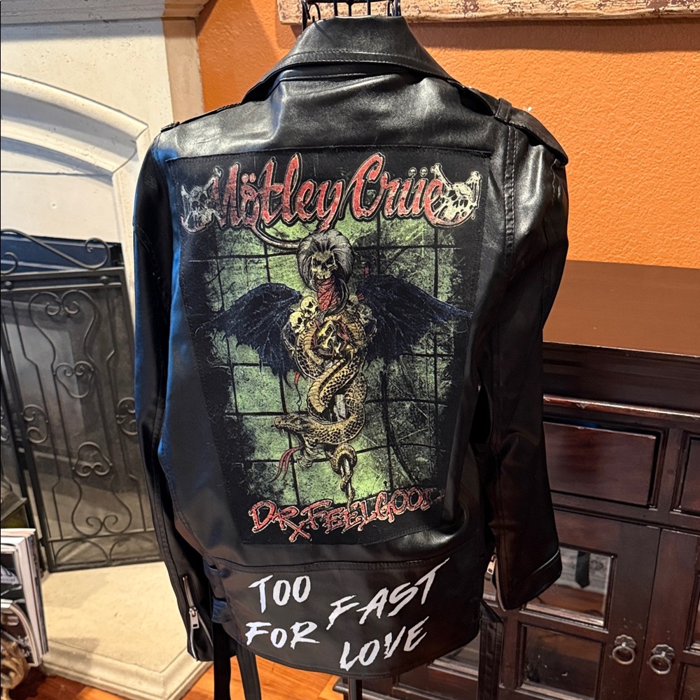 Men's medium Black faux Leather Jacket Motley Crue rock & roll motorcycle design